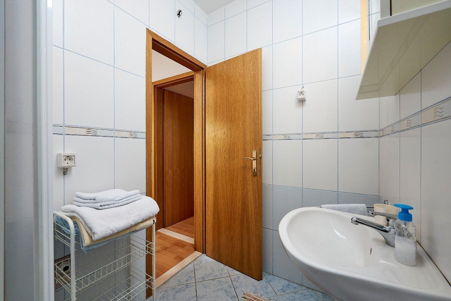Apartment Ivanka - 200 m from sea Trogir Exteriör bild