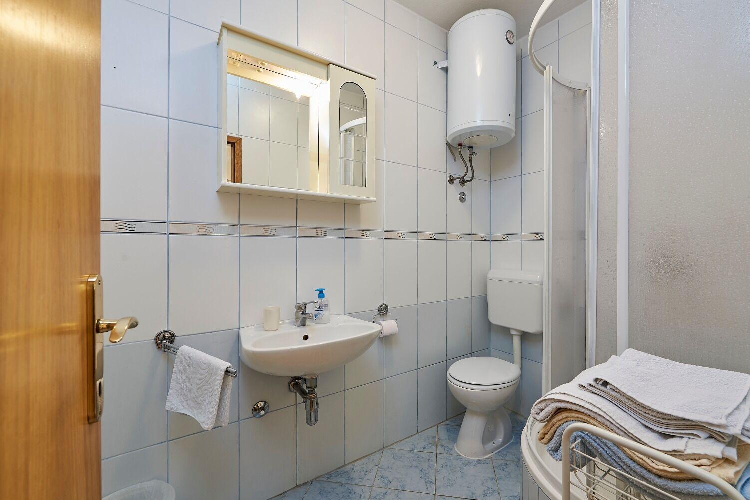 Apartment Ivanka - 200 m from sea Trogir Exteriör bild